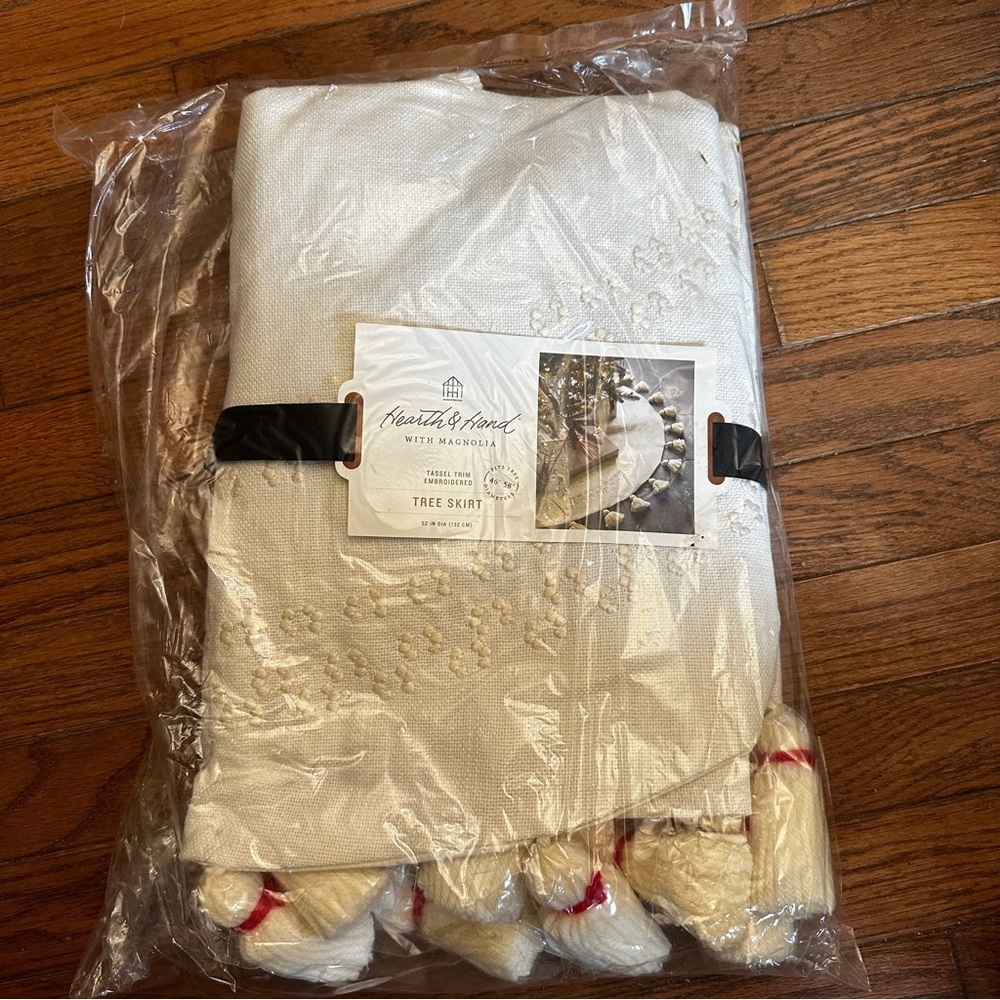 Hearth & Hand with Magnolia Tassel Trim Embroidered Christmas Tree Skirt new - Picture 2 of 5